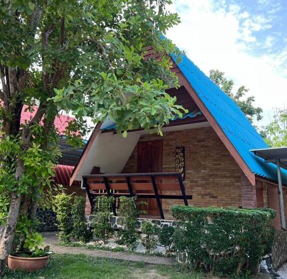 بنجلو قياسى, Pijittra Resort