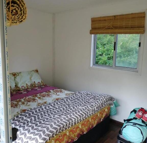 이코노미 룸, Point Hostel