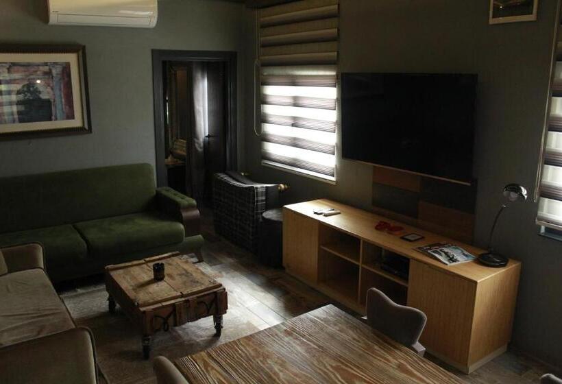 庭の見える１ベッドルームアパートメント, Summitvista Smart Homes