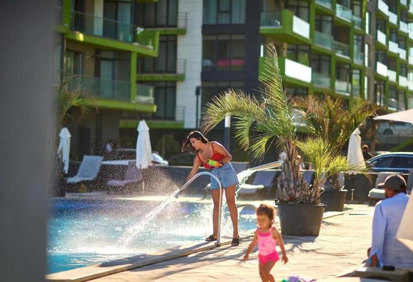 آپارتمان 1 خوابه با تراس, Apartament Rise And Shine 1 By Alz