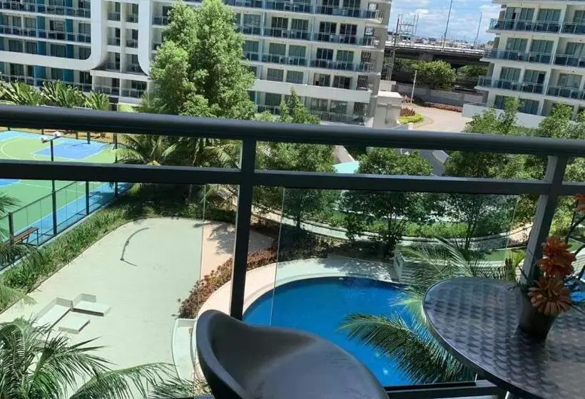 آپارتمان 1 خوابه با بالکن, Azure Urban Residence A11 Near Airport And Sm Bicutan+ Free Wifi