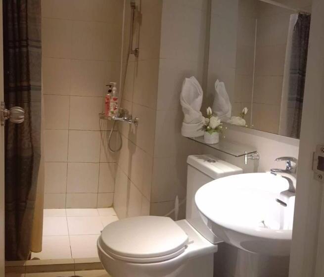 آپارتمان 1 خوابه با بالکن, Azure Urban Residence A11 Near Airport And Sm Bicutan+ Free Wifi