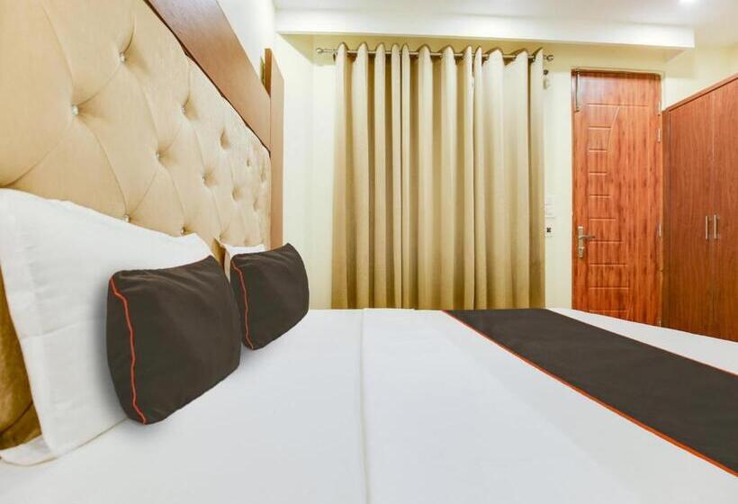 חדר קלאסי לשלושה, Collection O Ignis