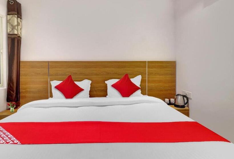 Quarto Triplo Clássico, Flagship Hotel Dcrest