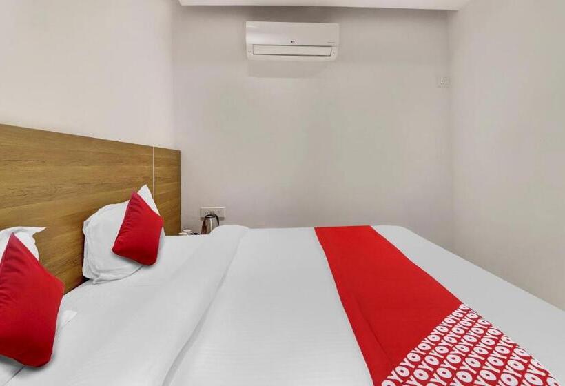 Quarto Triplo Clássico, Flagship Hotel Dcrest