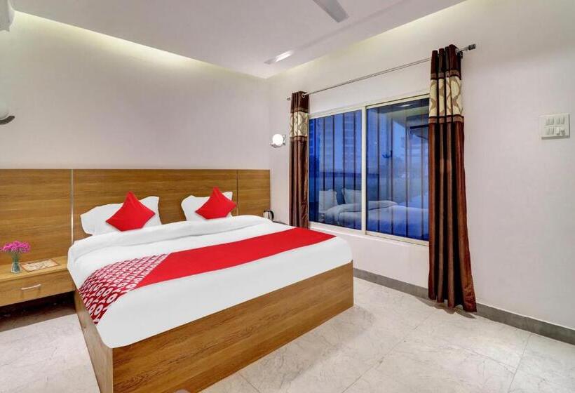 Quarto Triplo Clássico, Flagship Hotel Dcrest