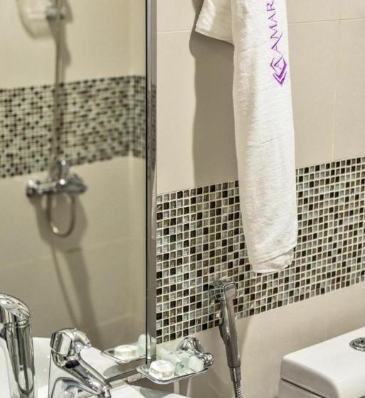 شقة غرفتين, Amar Suites