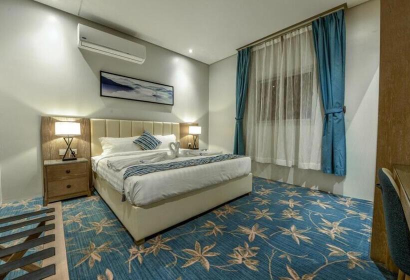 Апартаменты 3 Спальни, Amar Suites
