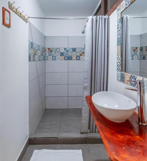 高级三人间, La Casona Eco Lodge Tortuguero