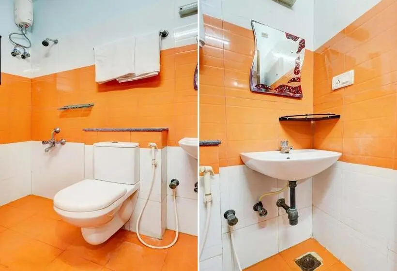 Classic Kolmen Hengen Huone, Oyo Flagship Vibrant Pleasent Stay