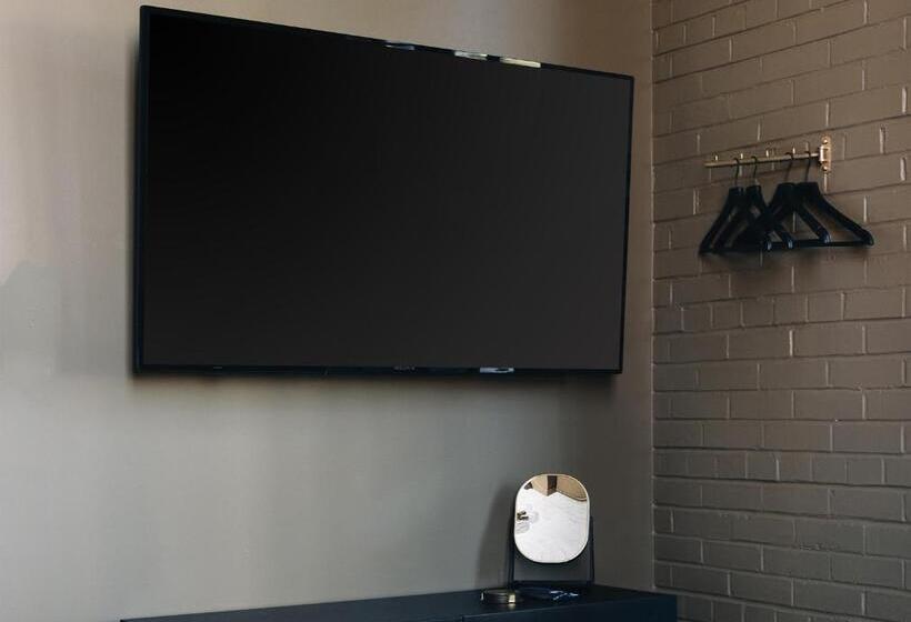 キングサイズベッドのデラックススイート, The Bellwether