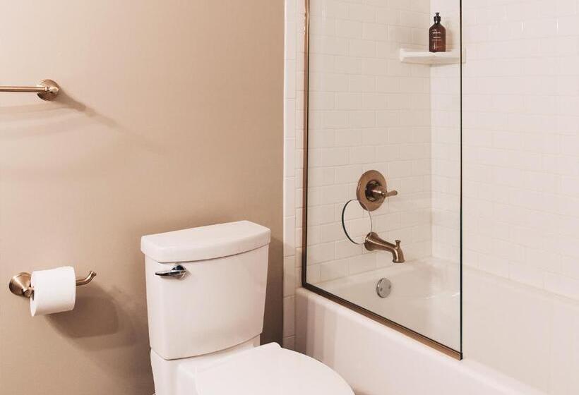 스위트, The Bellwether