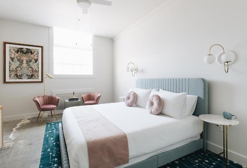 套房, The Bellwether