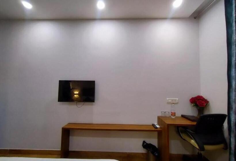 Номер Стандарт, The Emporio A Corporate Suites