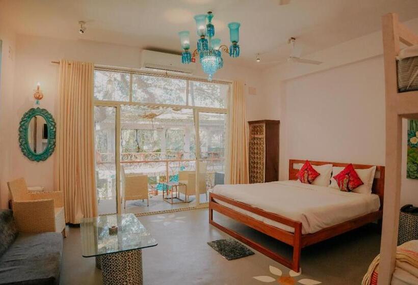 Habitación Cuádruple Estándar con Balcón, The Singing Tree