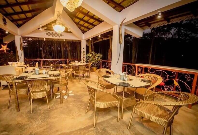 Villa 1 Dormitorio con Piscina, The Singing Tree