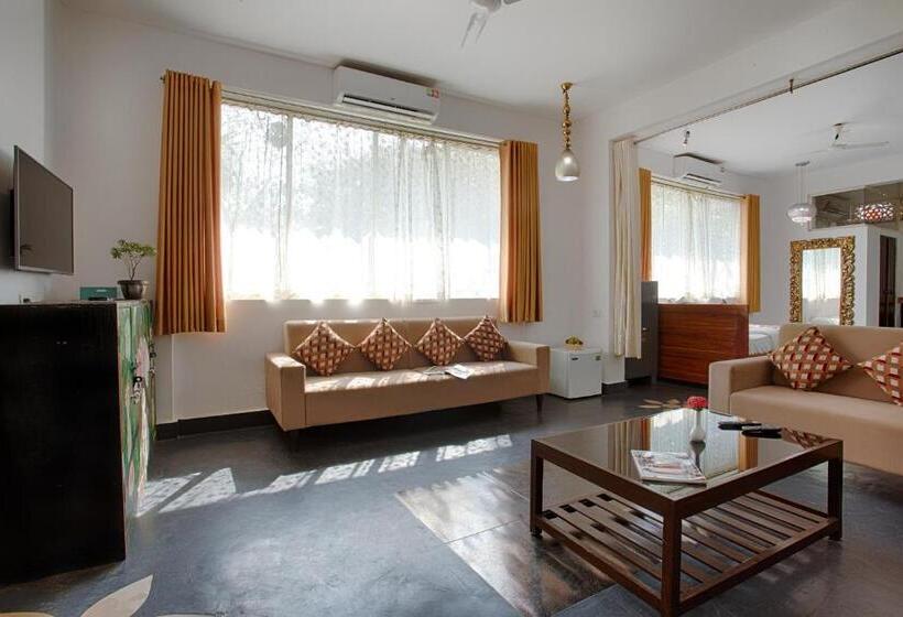 Villa 1 Dormitorio con Piscina, The Singing Tree