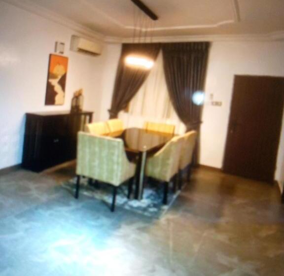 اتاق استاندارد با تخت بزرگ, Light House Hotel And Apartments Lekki Phase 1