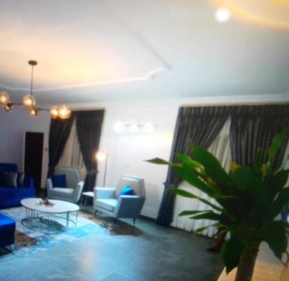 اتاق استاندارد با تخت بزرگ, Light House Hotel And Apartments Lekki Phase 1