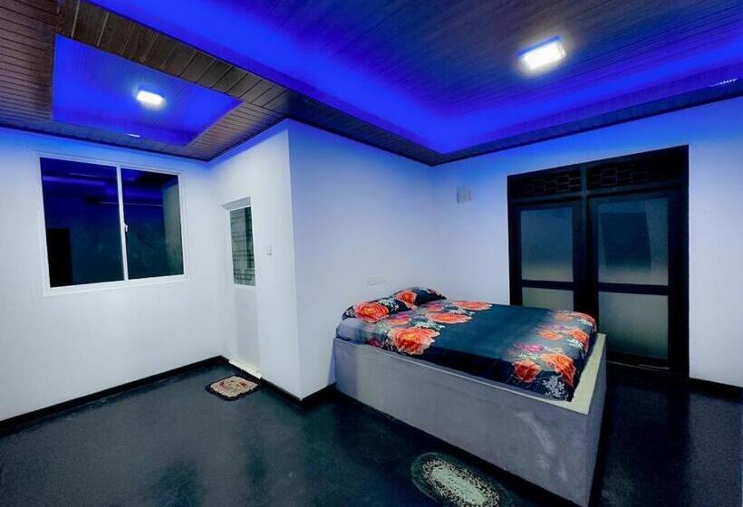 Номер Стандарт с Балконом, Hanguk Villa Madiha