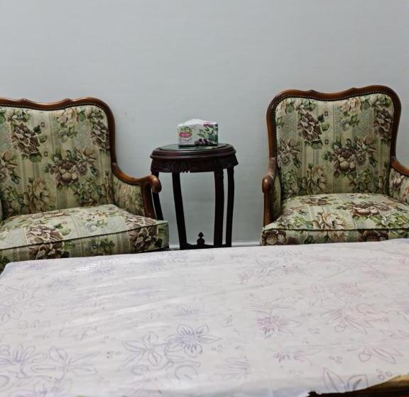 آپارتمان 1 خوابه همکف, Happy Pyramids Inn