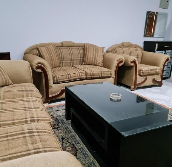 آپارتمان 1 خوابه همکف, Happy Pyramids Inn