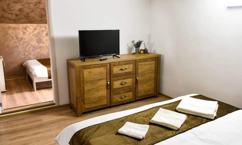 Четырехместный Номер Стандарт, Upforest Guesthouse