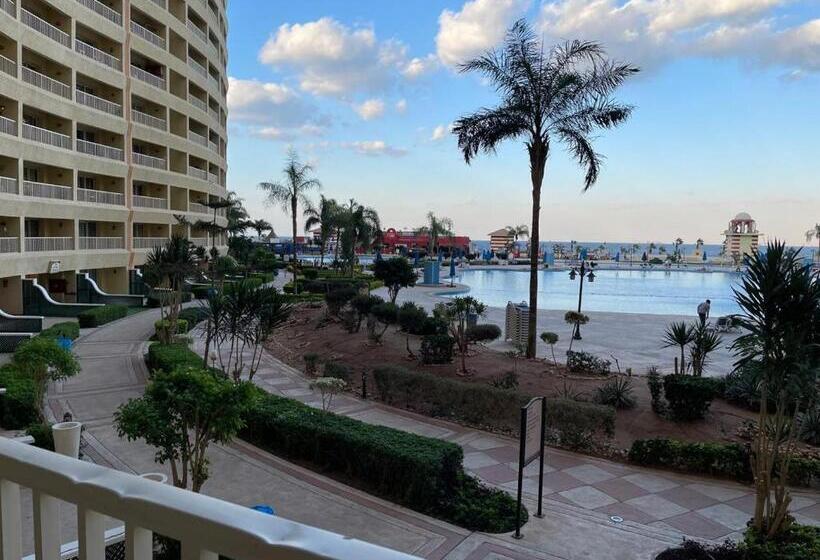 آپارتمان 1 خوابه با چشم‌انداز دریا, Porto Elsokhna Pyramids Family