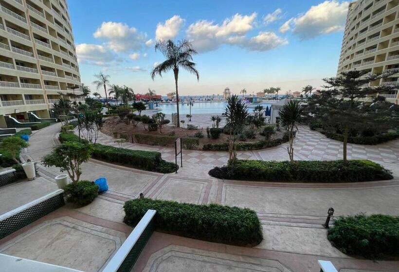 آپارتمان 1 خوابه با چشم‌انداز دریا, Porto Elsokhna Pyramids Family