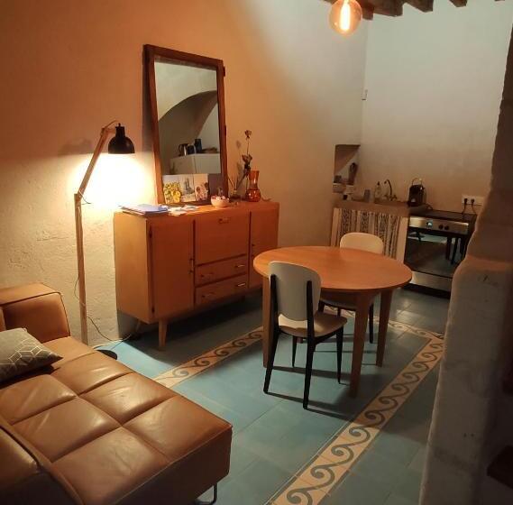 فيلا سوبيريور غرفة نوم واحدة, At Home In Arles