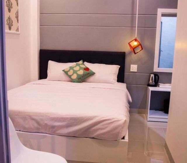 اتاق استاندارد, 1991