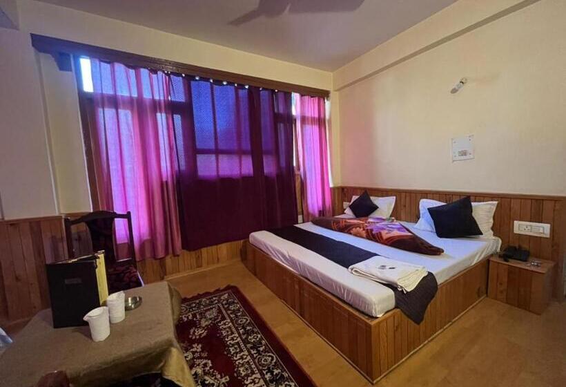 Chambre Deluxe, Anupam