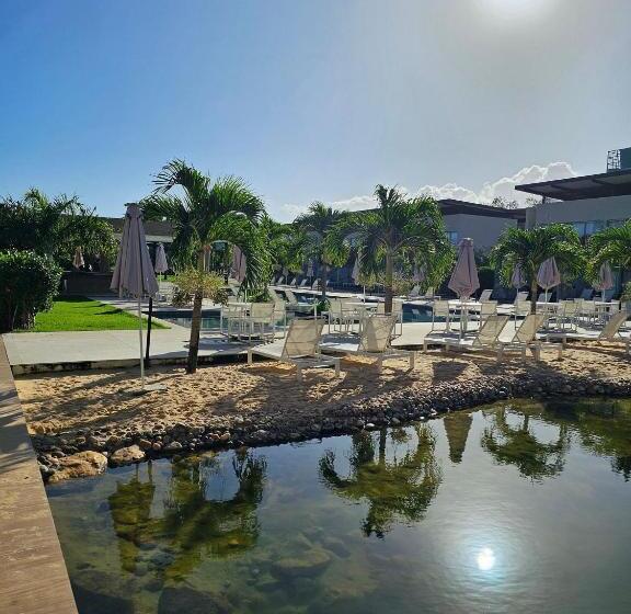 Medencére Néző 1 Szobás Apartman, Flat Luxo Com Piscina Privativa Resort île De Pipa Locar House