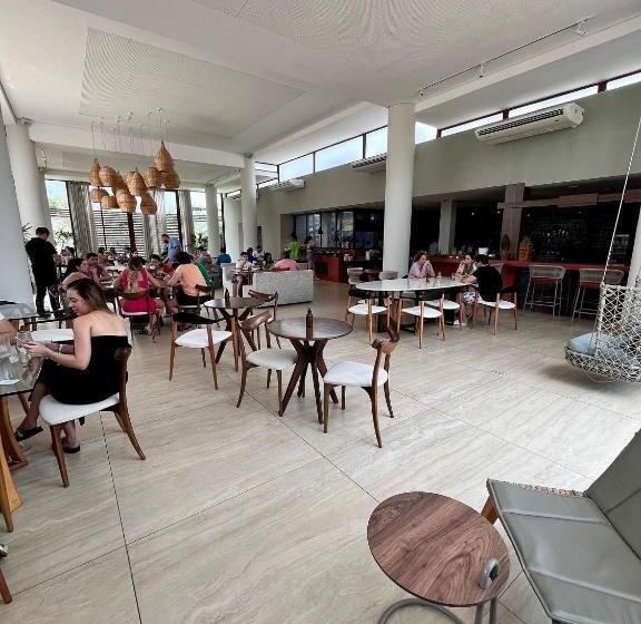 Medencére Néző 1 Szobás Apartman, Flat Luxo Com Piscina Privativa Resort île De Pipa Locar House