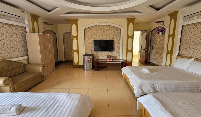اتاق لوکس خانوادگی, Khách Sạn Lake Side Palace   Bờ Hồ
