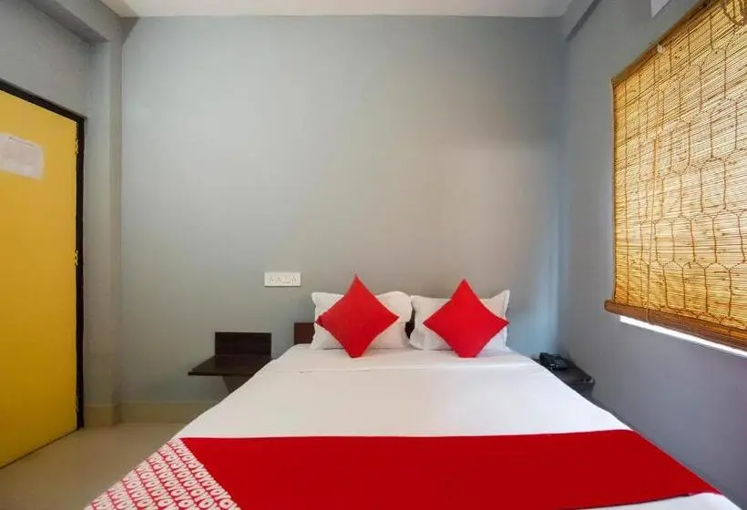 Classic Kolmen Hengen Huone, O Binayak Inn