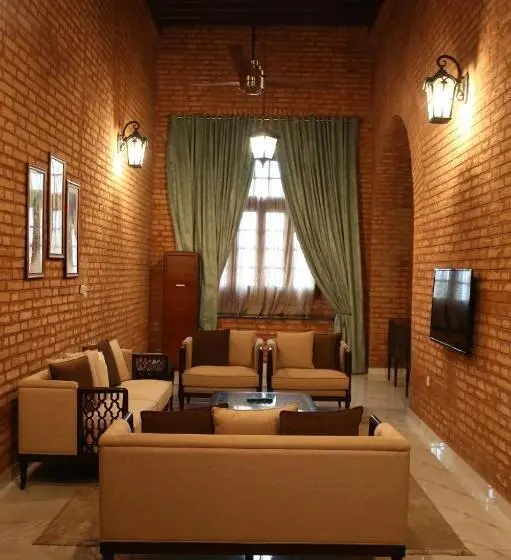 اتاق سوپریور با تخت بزرگ, Peshawar Barracks Estb 1867