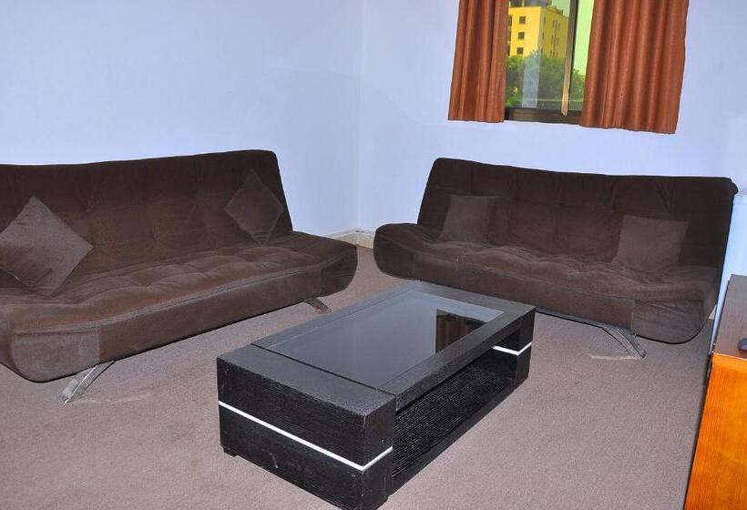 سوییت لوکس, Lamerinn Hotel Juba