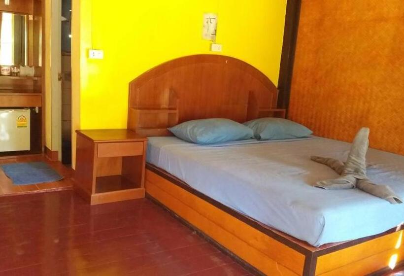 Номер Стандарт, Lanta Long Beach Hostel