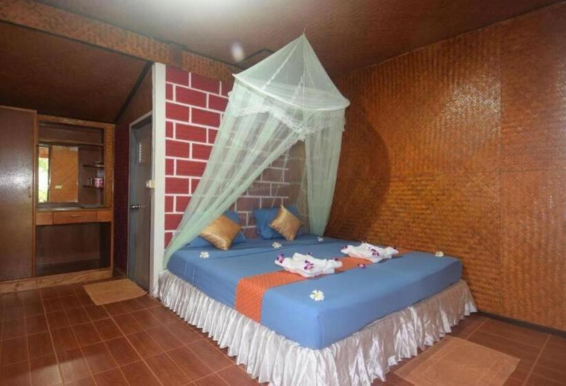 스탠다드 방갈로, Lanta Long Beach Hostel