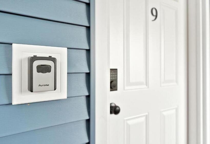 اتاق استاندارد, The Blue Anchor Unit #7