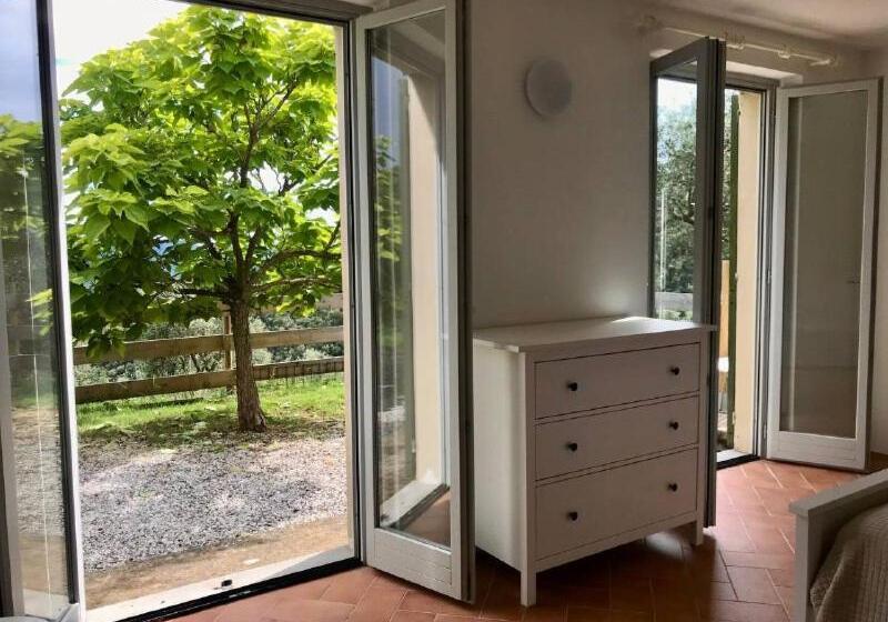 Номер Стандарт, Affittacamere St Roch   Colazione, Bagno Annesso E Giardino   La Spezia