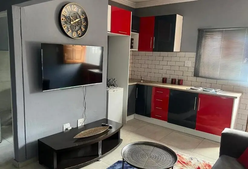 デラックスルーム, Ubuntu Lifestyle Estate
