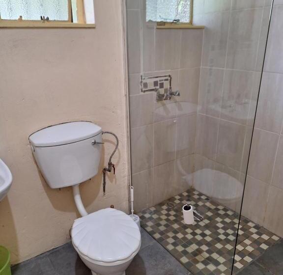 اتاق استاندارد با چشم‌انداز باغ, Woodpecker Bachelor Cottage