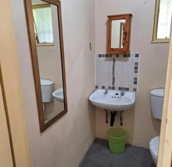 Standard-huone Puutarhanäkymä, Woodpecker Bachelor Cottage