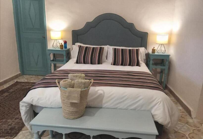 Suite with Terrace, Bab Al Samawy