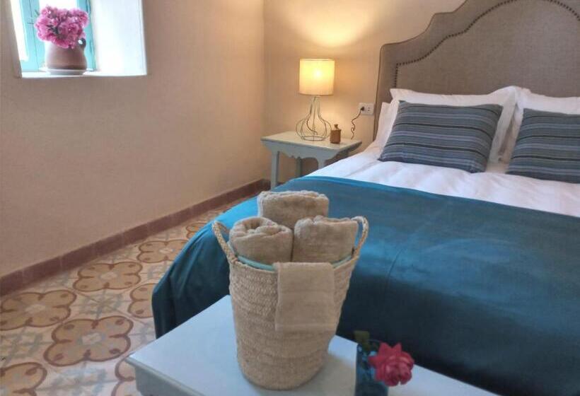 اتاق لوکس با تخت بزرگ, Bab Al Samawy