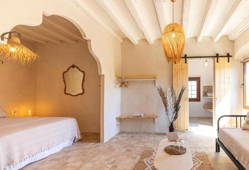 标准间, Masia Aubareda