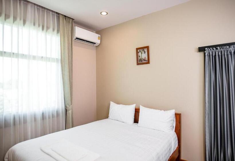 Номер Deluxe, Huan Chom Jan Hometel At Lampang