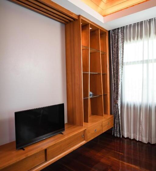 スタンダード４人部屋, Huan Chom Jan Hometel At Lampang